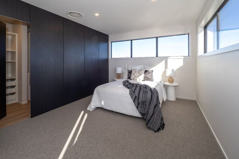 Photo of property in 203 Lake Hood Drive, Huntingdon, Ashburton, 7774