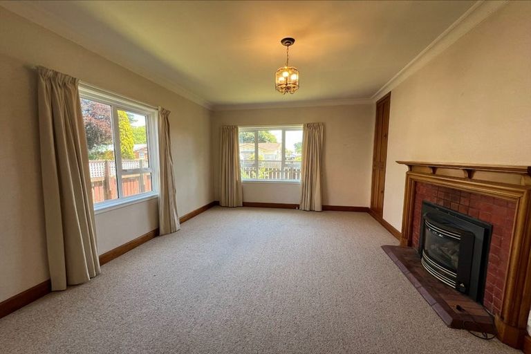 Photo of property in 21 Maunder Street, Marton, 4710