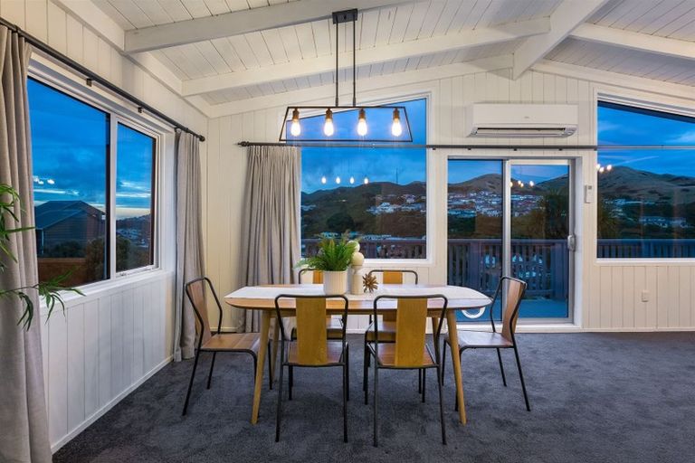 Photo of property in 8 Tatum Way, Johnsonville, Wellington, 6037