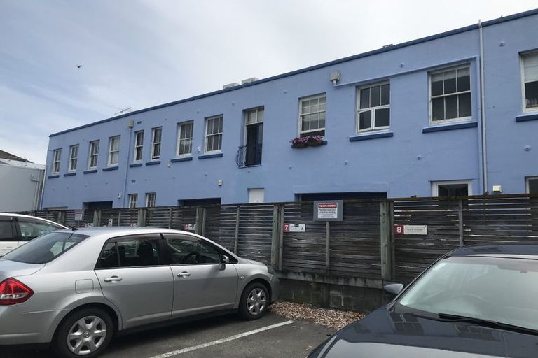 Photo of property in 2/2 King Street, Mount Cook, Wellington, 6021