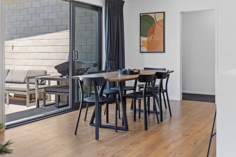 Photo of property in 51 Kotiate Street, Papamoa, 3118