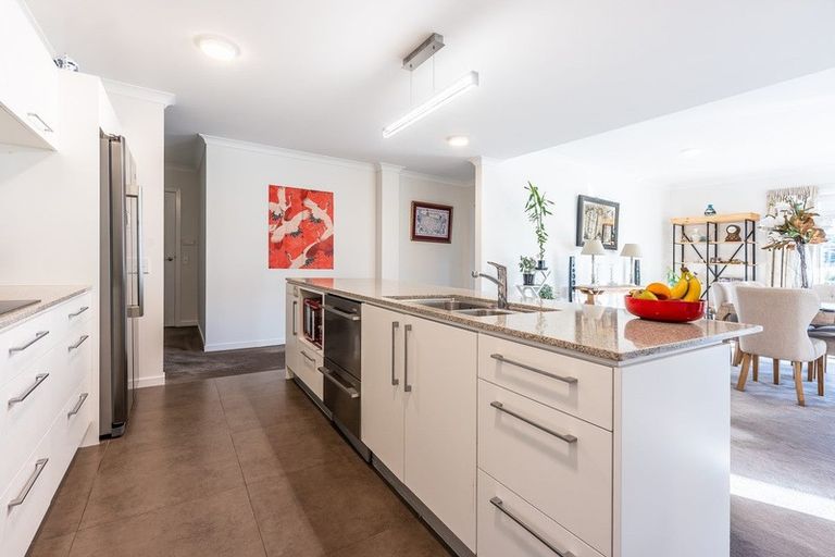 Photo of property in 19 Parkside Drive, Orewa, 0931