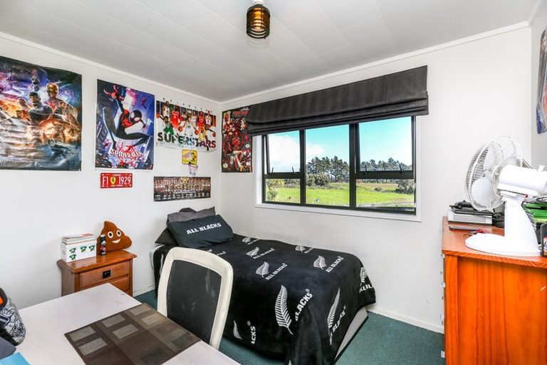 Photo of property in 24 Waipapa Road, Waitara, 4383