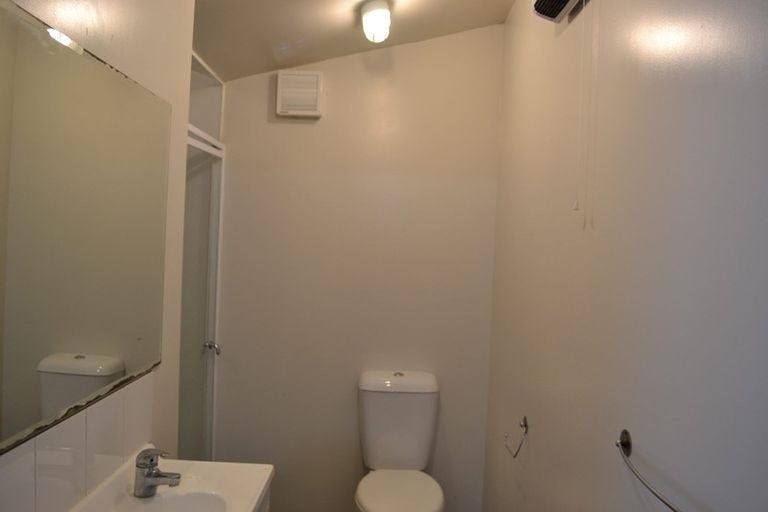 Photo of property in 50 Ellice Street, Mount Victoria, Wellington, 6011