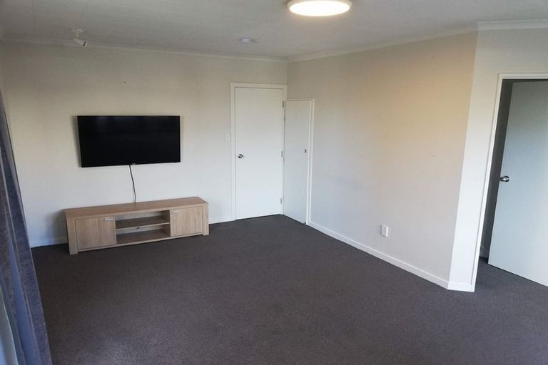 Photo of property in 2/29 Brockworth Place, Riccarton, Christchurch, 8011