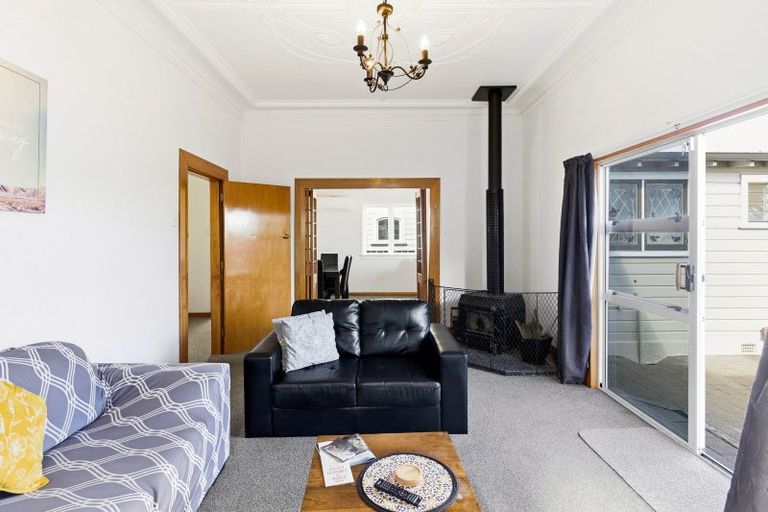 Photo of property in 178 Victoria Road, Saint Clair, Dunedin, 9012