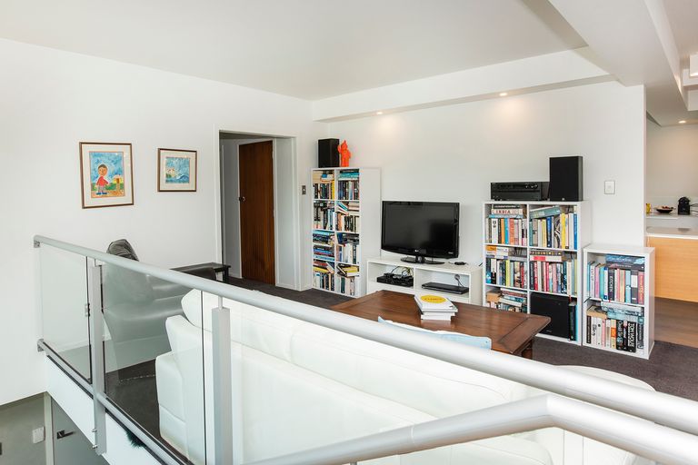 Photo of property in 2 Frances Street, Okitu, Gisborne, 4010