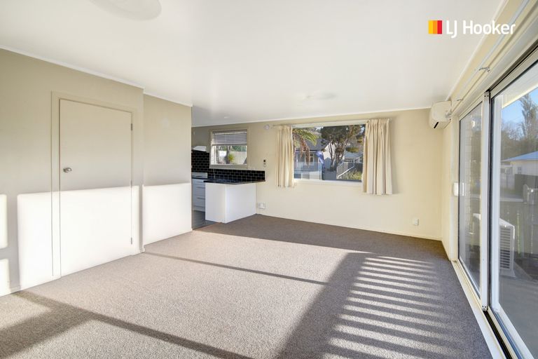 Photo of property in 13a Greenacres Street, Macandrew Bay, Dunedin, 9014