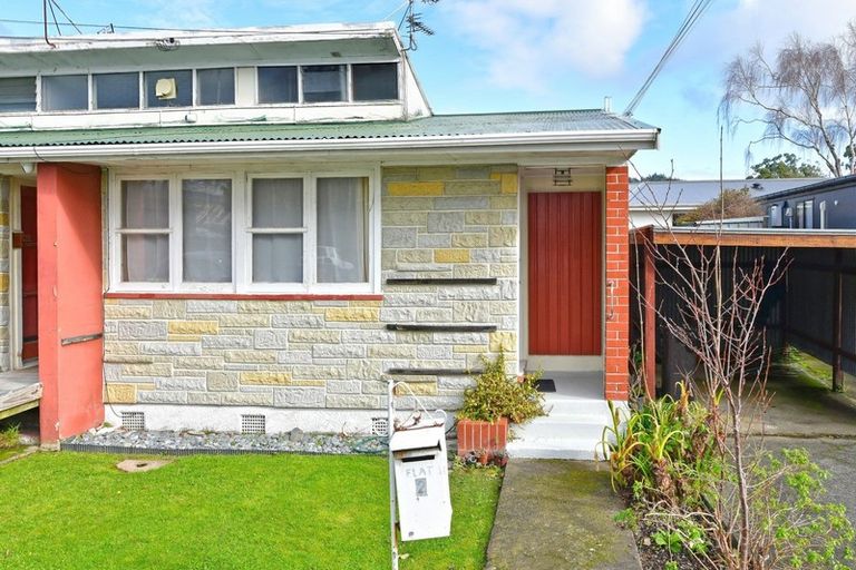 Photo of property in 2 Stream Grove, Heretaunga, Upper Hutt, 5018