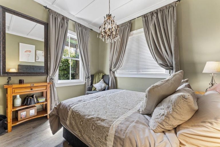 Photo of property in 33 Tararua Street, Pahiatua, 4910