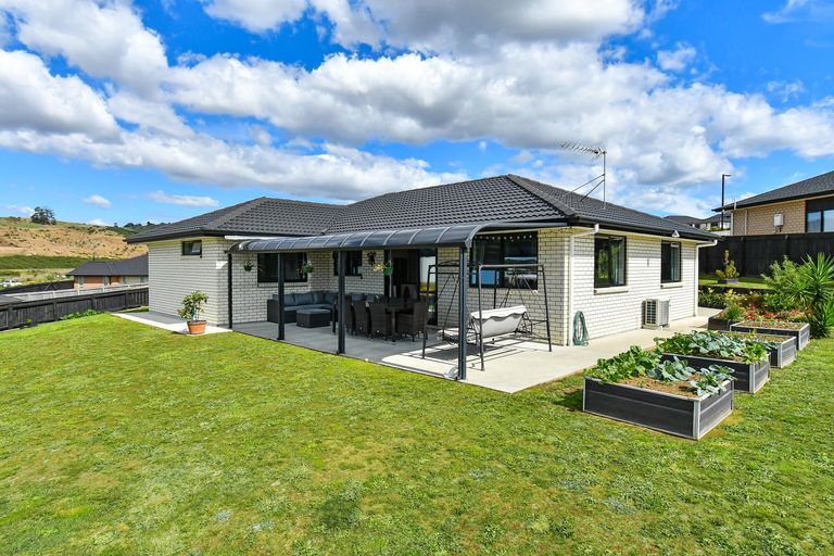 Photo of property in 11 Ulcoats Lane, Pokeno, 2402