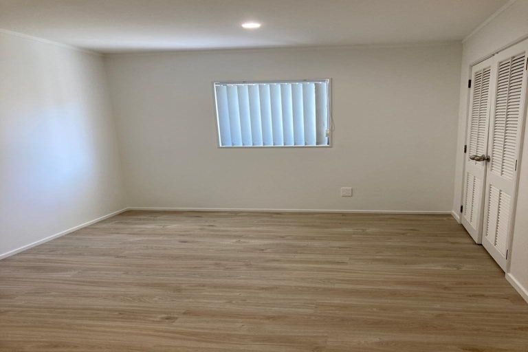 Photo of property in 10 Gulliver Place, Conifer Grove, Takanini, 2112