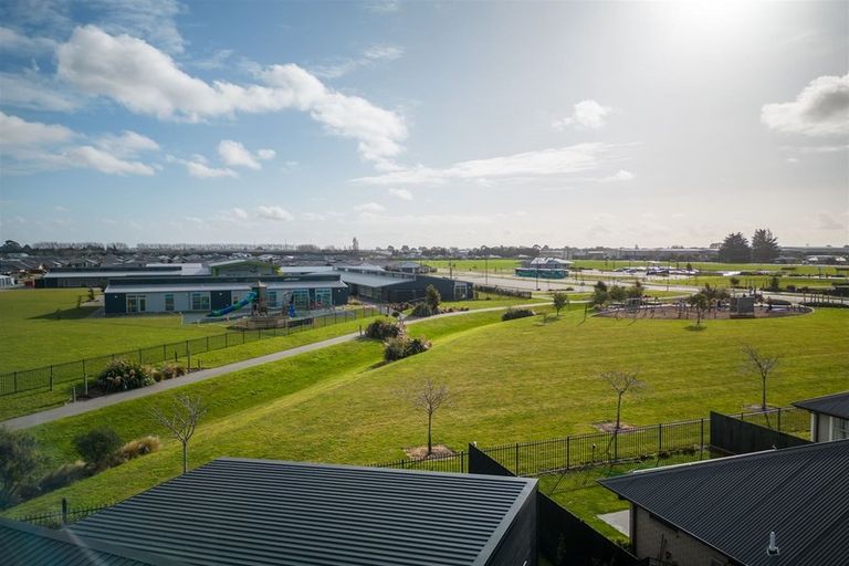 Photo of property in 11 Blaenavon Place, Halswell, Christchurch, 8025