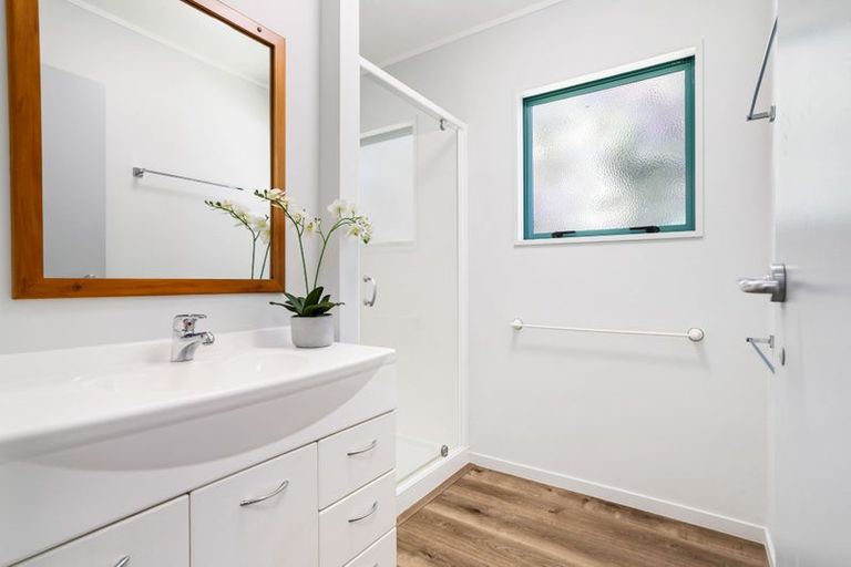 Photo of property in 15 Holland Close, Pauanui, Hikuai, 3579