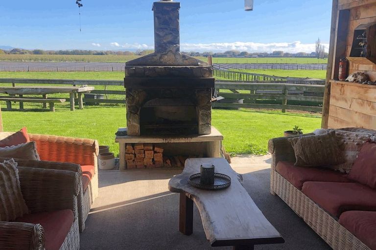 Photo of property in 390 Tuki Tuki Road, Haumoana, Hastings, 4180