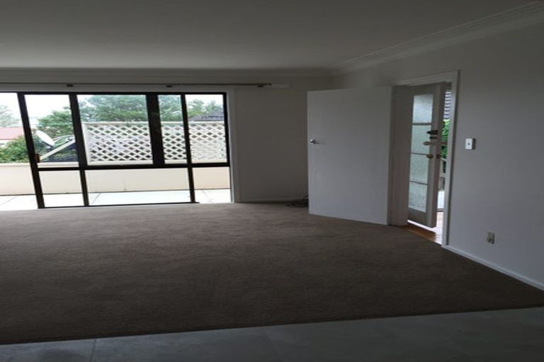 Photo of property in 1/22 Tristram Avenue, Forrest Hill, Auckland, 0620