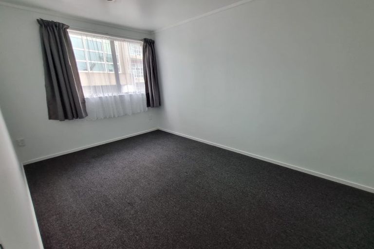 Photo of property in 6 Hospital Road, Newtown, Wellington, 6021