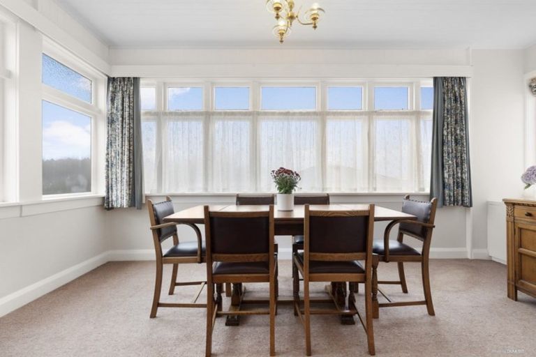 Photo of property in 5 Connaught Terrace, Brooklyn, Wellington, 6021