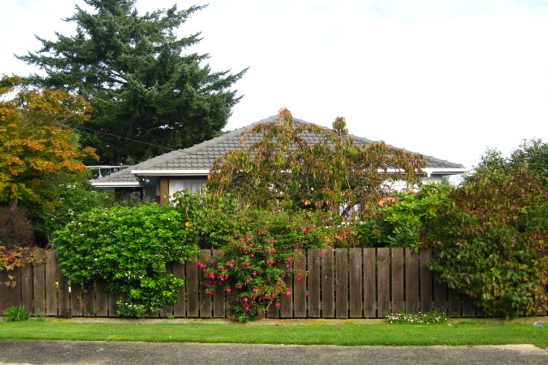 Photo of property in 1 Brown Street, Mosgiel, 9024