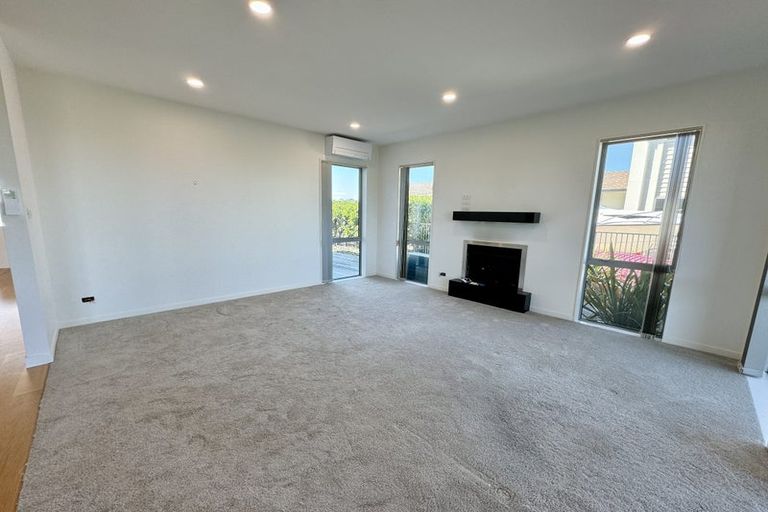Photo of property in 12 Palm View Terrace, Gulf Harbour, Whangaparaoa, 0930