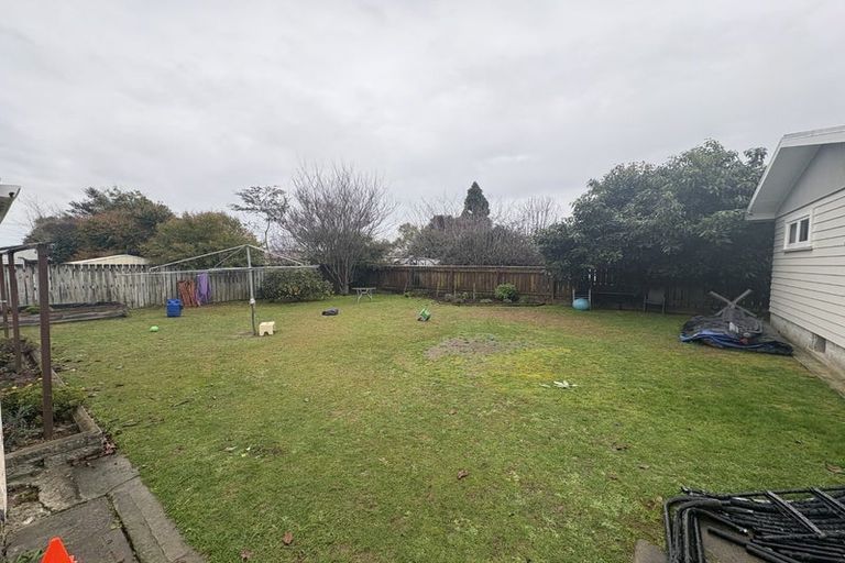 Photo of property in 16 Marlborough Street, Levin, 5510