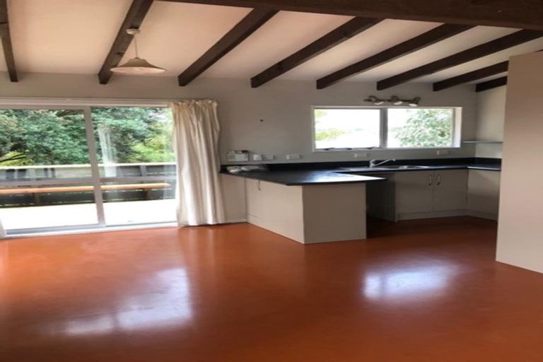 Photo of property in 47 William Street, Waikanae Beach, Waikanae, 5036