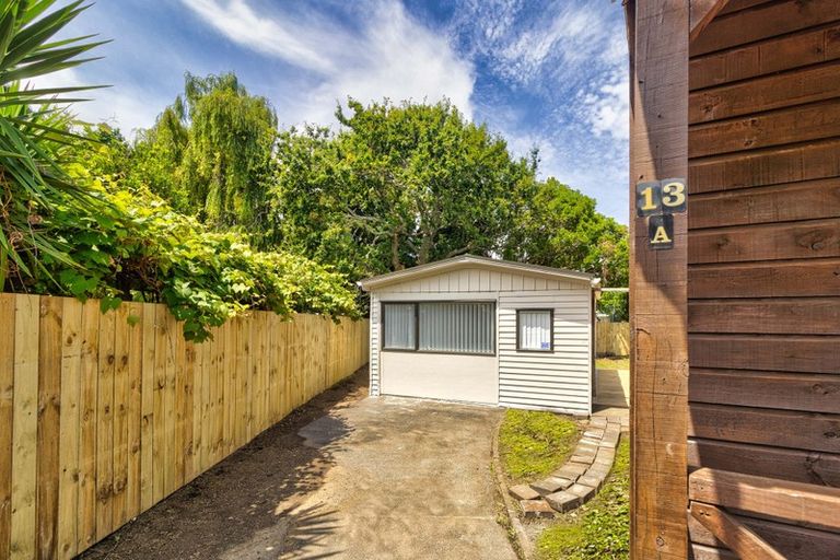 Photo of property in 1/13 Blanes Road, Weymouth, Auckland, 2103