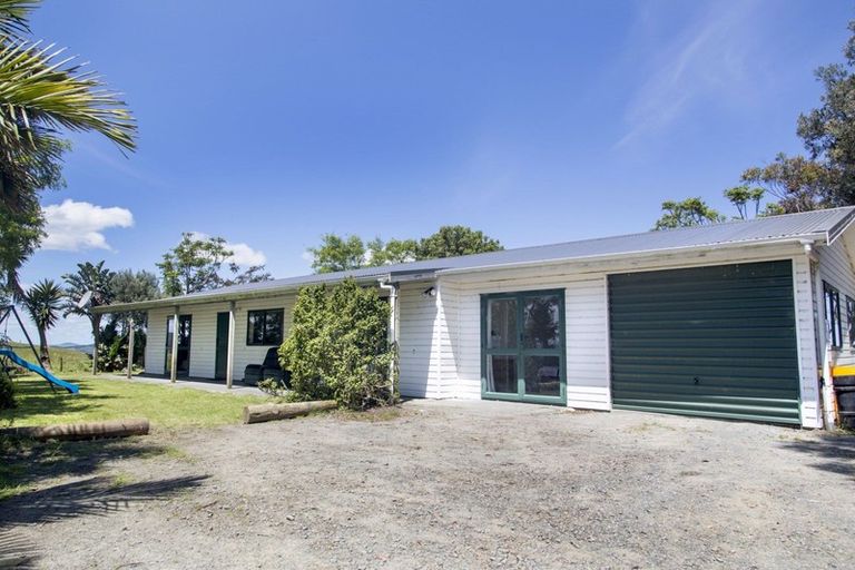 Photo of property in 233 Tatarariki Spur Road, Te Kopuru, 0391