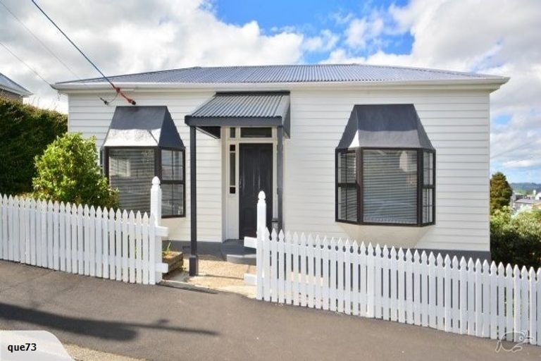 Photo of property in 32 Galloway Street, Mornington, Dunedin, 9011