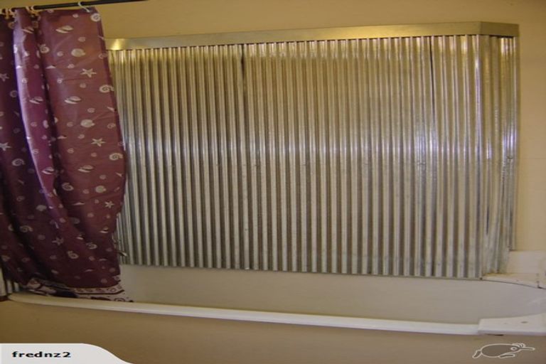 Photo of property in 27 Mathesons Road, Phillipstown, Christchurch, 8011