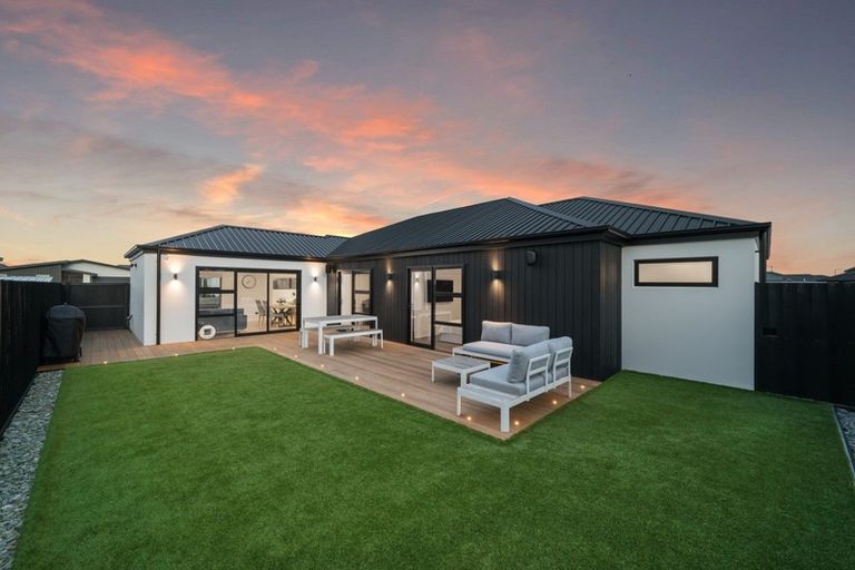 Photo of property in 56 Prestons Park Drive, Marshland, Christchurch, 8083