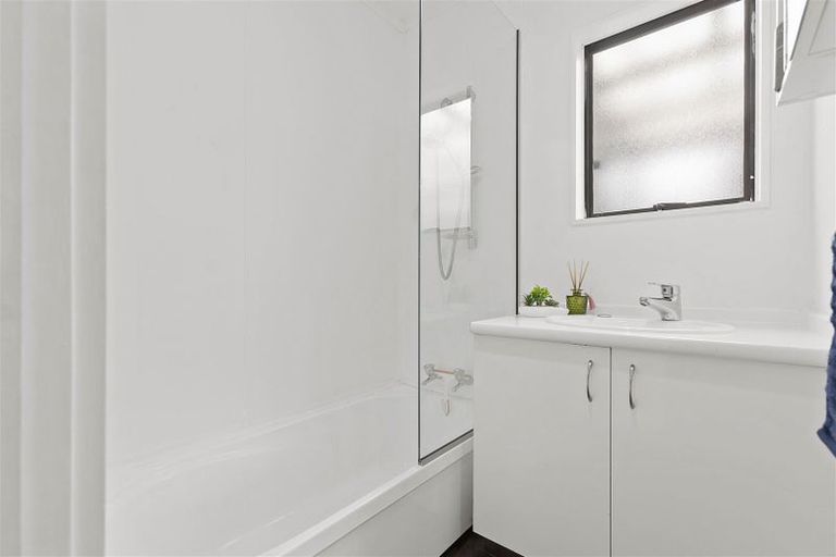 Photo of property in 131a Olliviers Road, Phillipstown, Christchurch, 8011