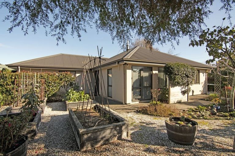 Photo of property in 2 Mccrae Street, Wakefield, 7025