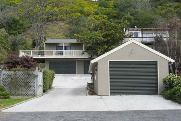 Photo of property in 64 Torquay Street, Kaikoura, 7300