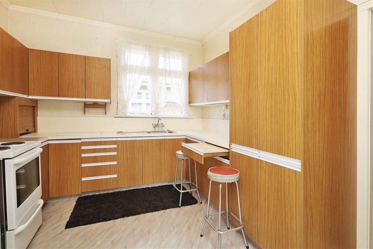 Photo of property in 35 Mitchell Street, Richmond, Invercargill, 9810