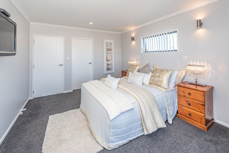 Photo of property in 13 Kamahi Street, Castlecliff, Whanganui, 4501