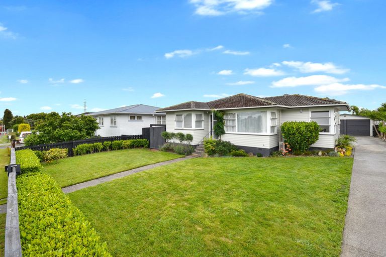 Photo of property in 57 Tatariki Street, Rosehill, Papakura, 2113