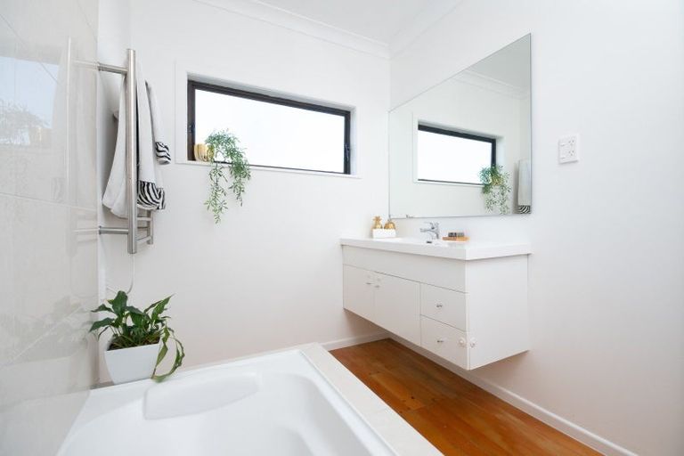 Photo of property in 910 Churchill Street, Akina, Hastings, 4122