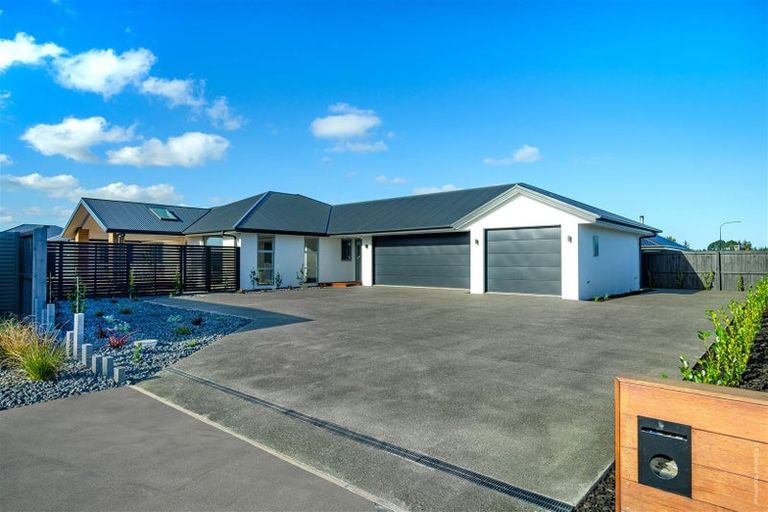 Photo of property in 5 Migratory Lane, Rolleston, 7615