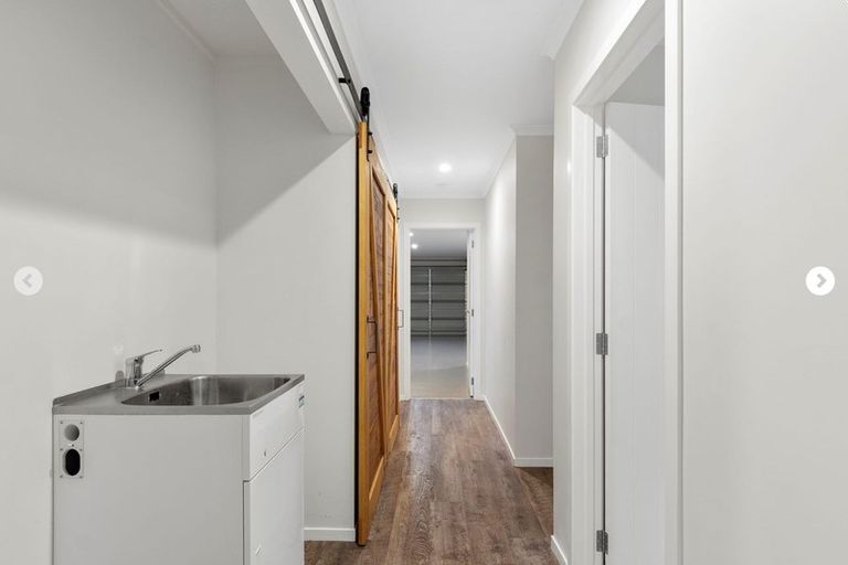 Photo of property in 1 Saddlers Way, Papamoa, 3118