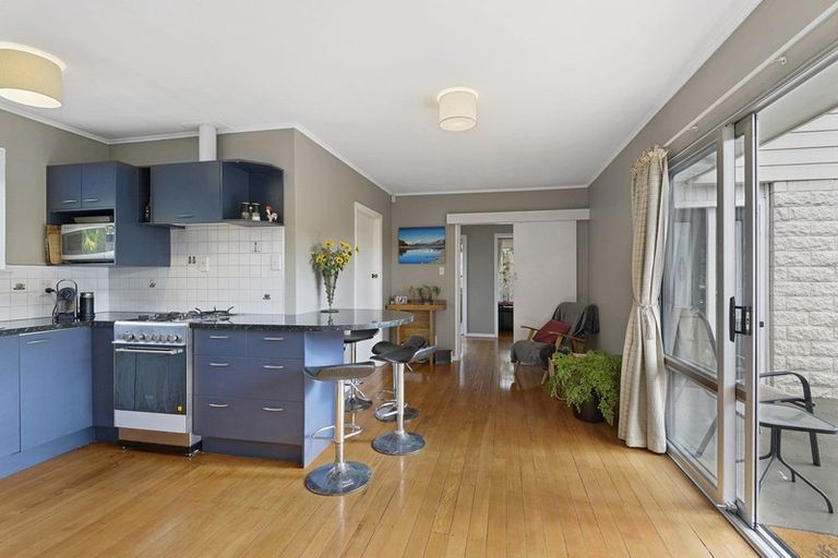 Photo of property in 113 Grimseys Road, Redwood, Christchurch, 8051