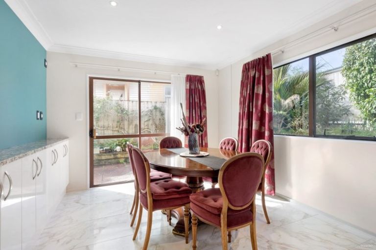Photo of property in 20 Karetu Road, Greenlane, Auckland, 1051