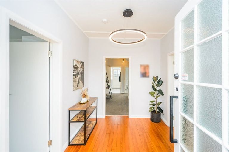 Photo of property in 29 Limbrick Street, Terrace End, Palmerston North, 4410