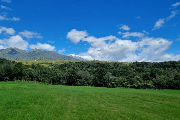 Photo of property in 730 Upper Pitone Road, Pitone, New Plymouth, 4374