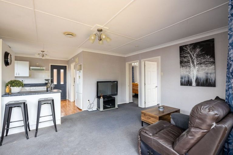 Photo of property in 15a Naumai Place, Spotswood, New Plymouth, 4310