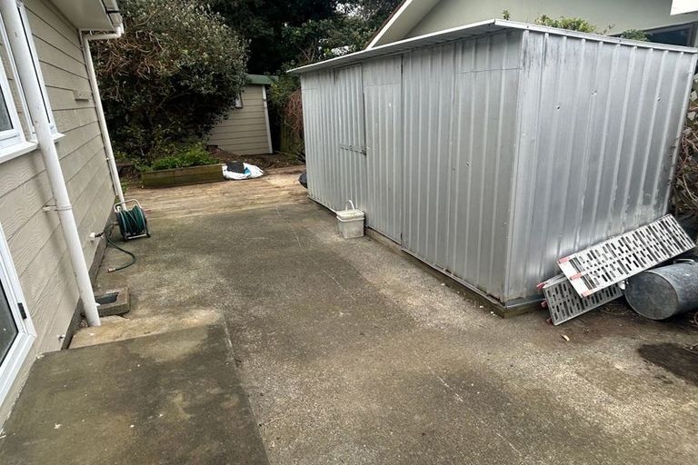Photo of property in 84 Weka Street, Miramar, Wellington, 6022