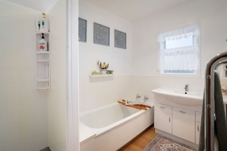 Photo of property in 16g Church Street, Katikati, 3129