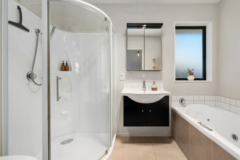 Photo of property in 11 Glenmore Avenue, Casebrook, Christchurch, 8051