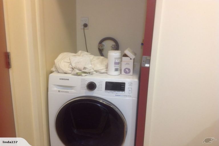 Photo of property in Terrace Heights Apartments, 13e/163 The Terrace, Wellington Central, Wellington, 6011