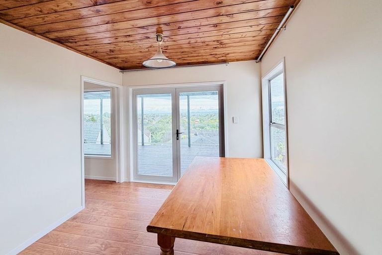 Photo of property in 152 Weatherly Road, Torbay, Auckland, 0630